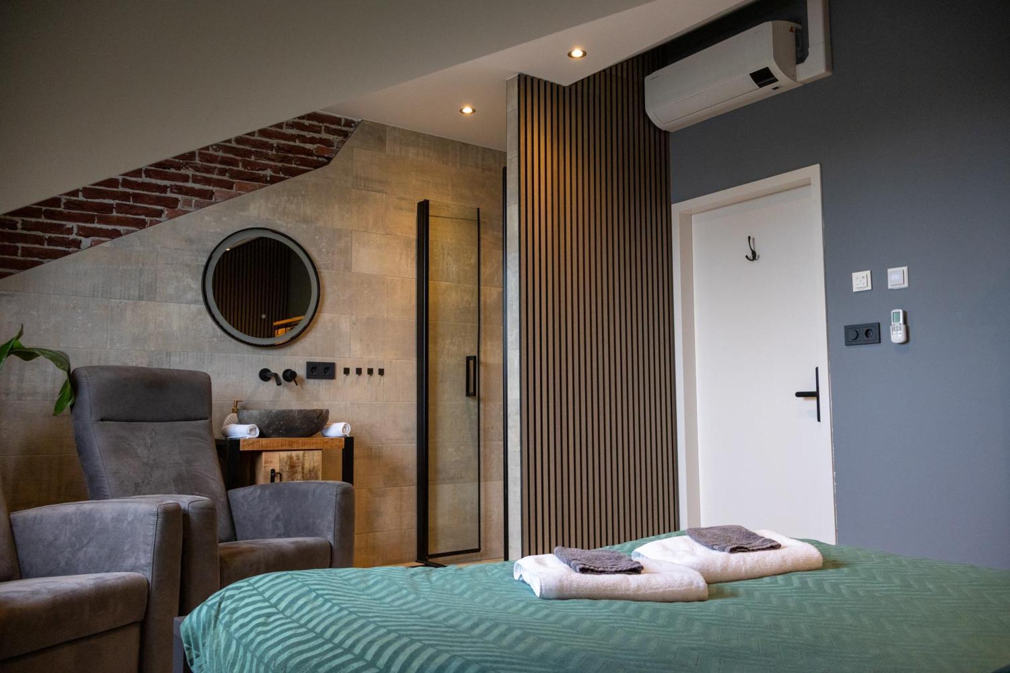 Zeeschelp - Comfortabele Kamer Bij B&B Gezond Aan Zee - Toegang Wellnesstuin Meerprijs Ouddorp Luaran gambar