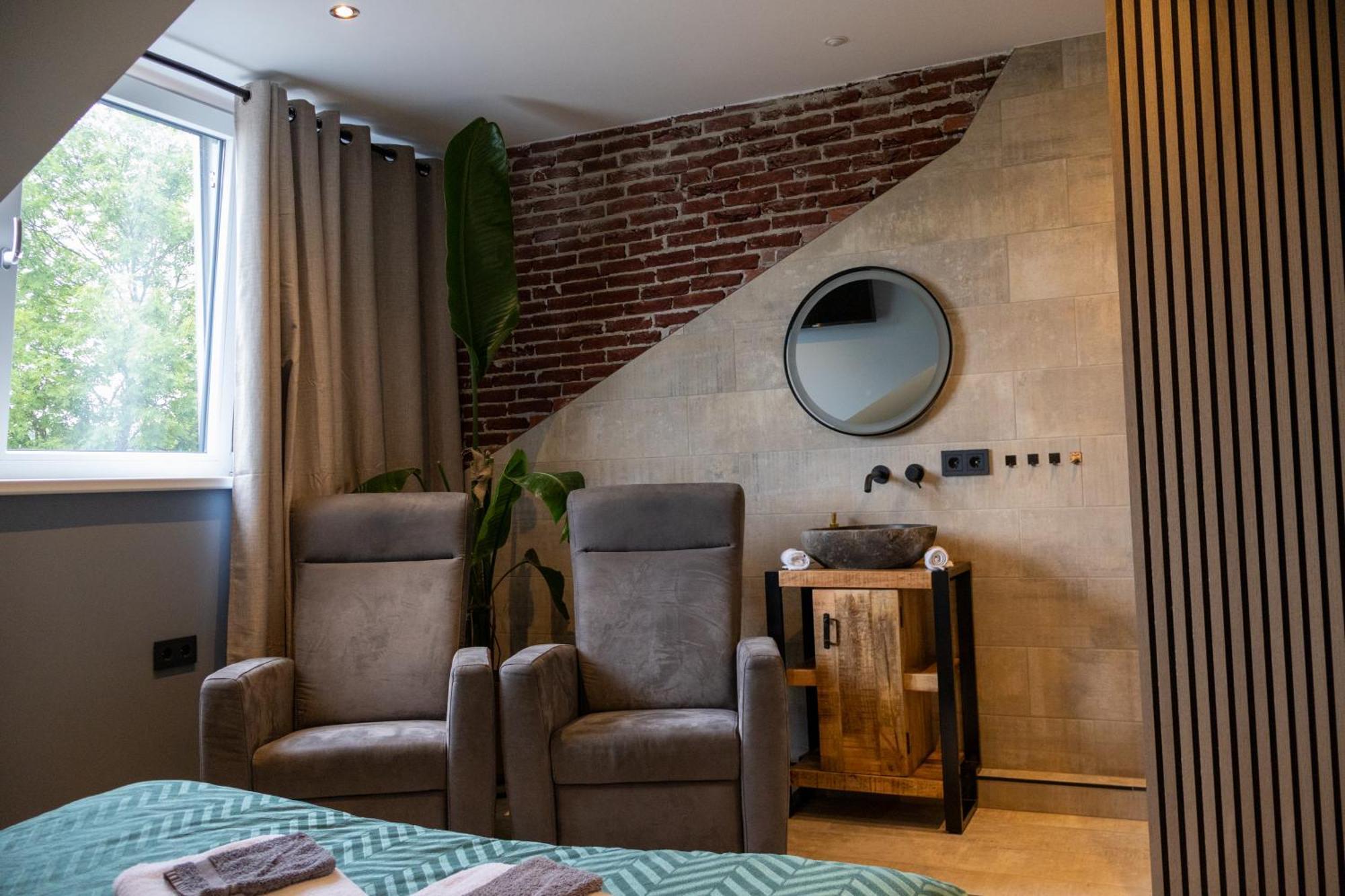 Zeeschelp - Comfortabele Kamer Bij B&B Gezond Aan Zee - Toegang Wellnesstuin Meerprijs Ouddorp Luaran gambar