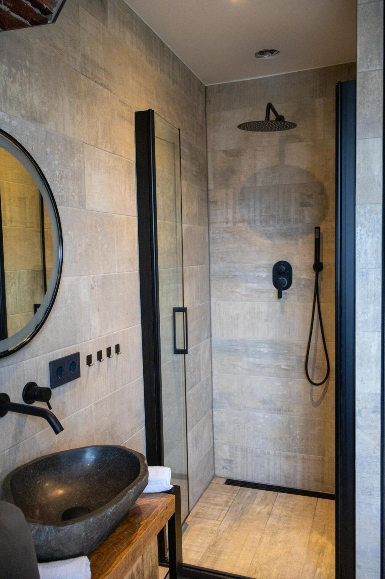 Zeeschelp - Comfortabele Kamer Bij B&B Gezond Aan Zee - Toegang Wellnesstuin Meerprijs Ouddorp Luaran gambar